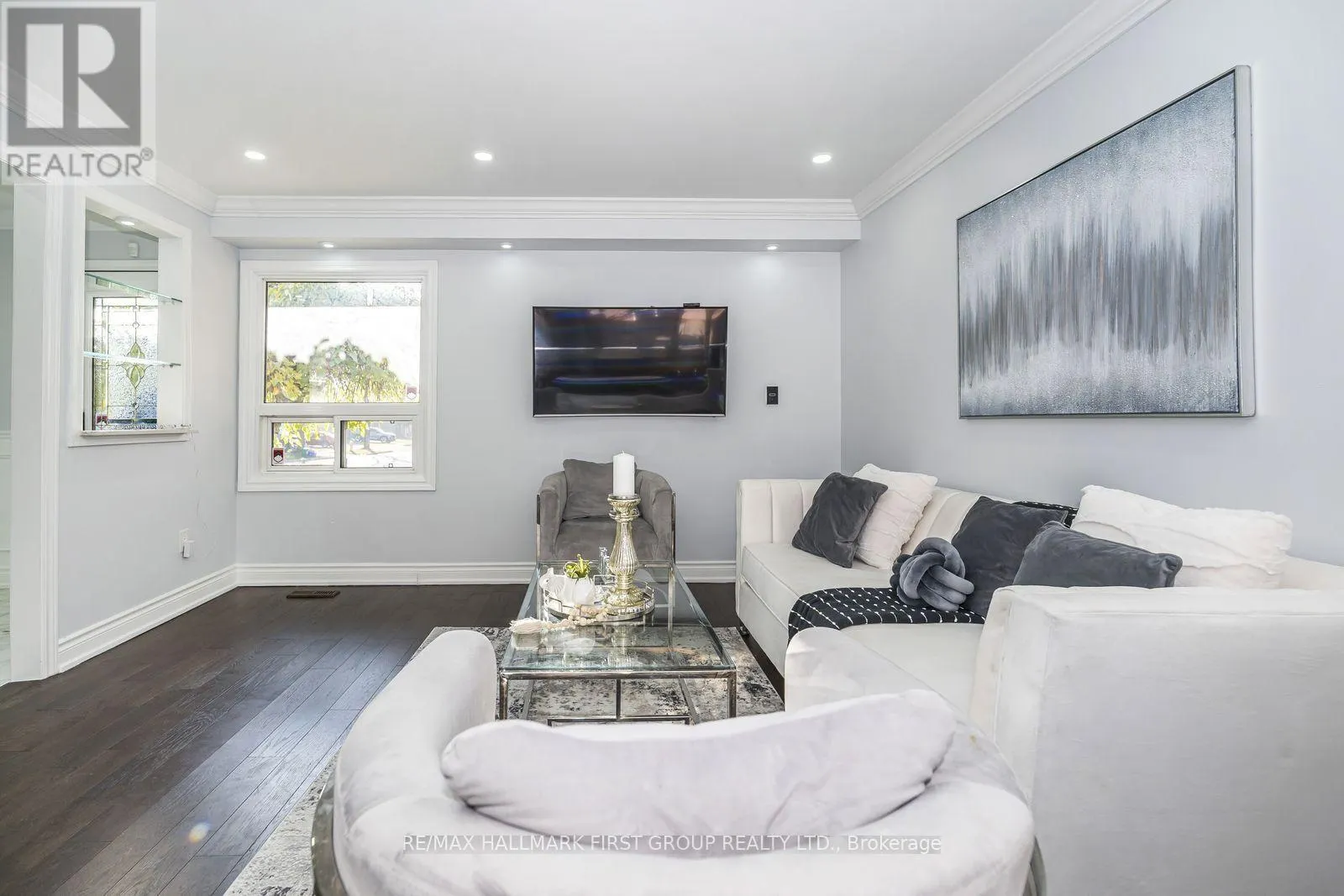 141 DANIELS CRESCENT