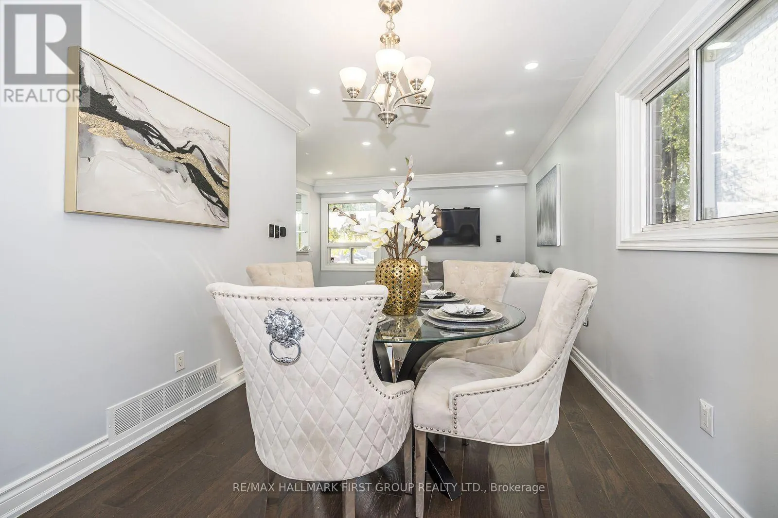 141 DANIELS CRESCENT