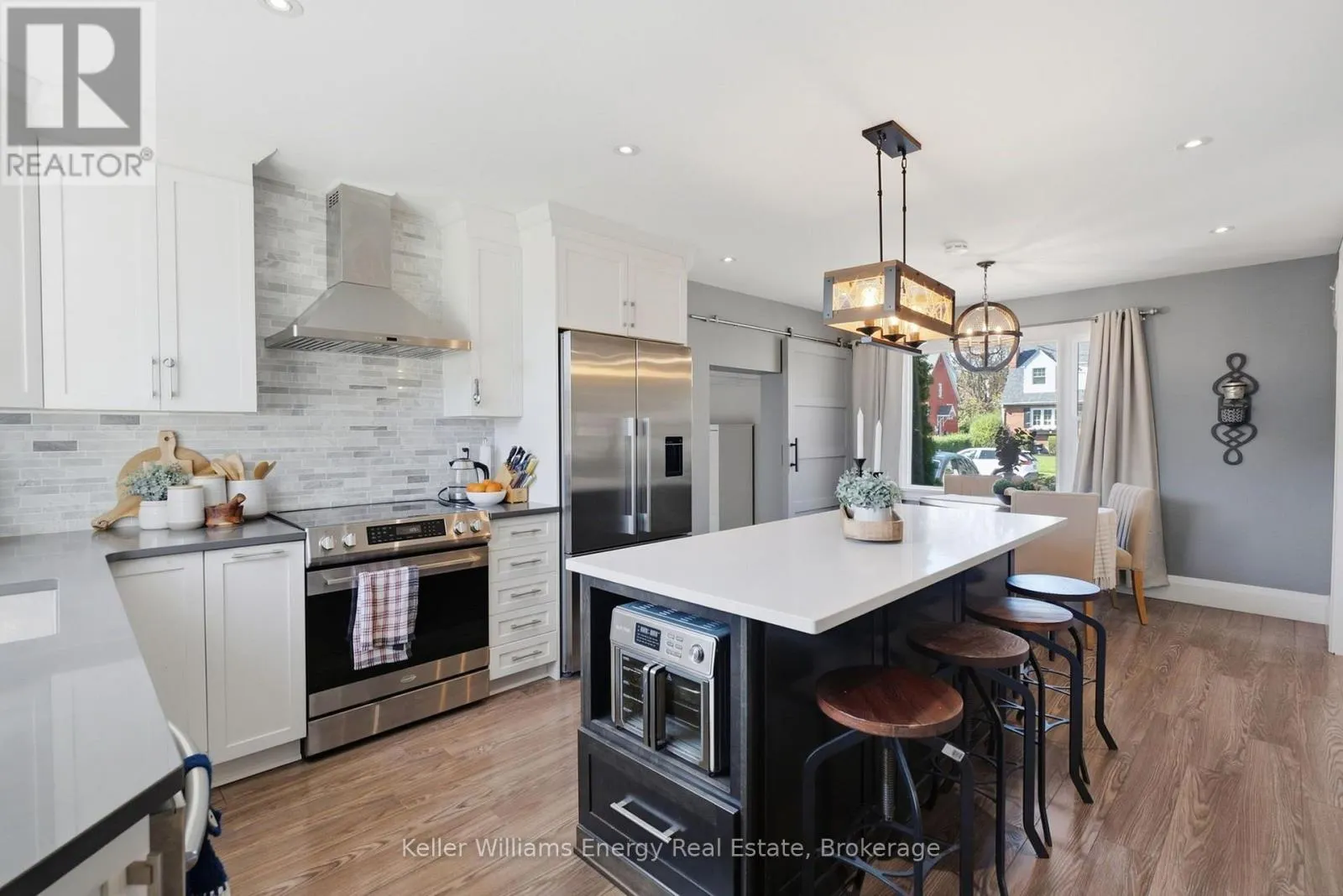 107 SUTHERLAND AVENUE