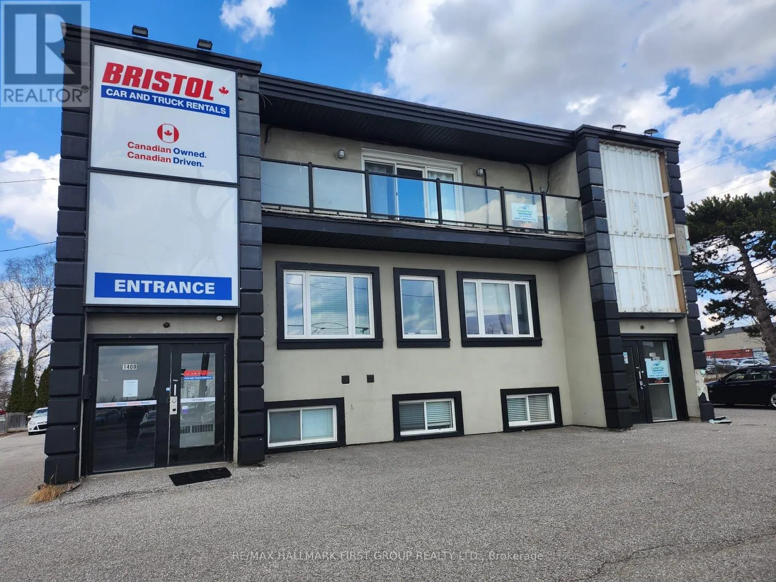 1 - 1400 DUNDAS STREET E