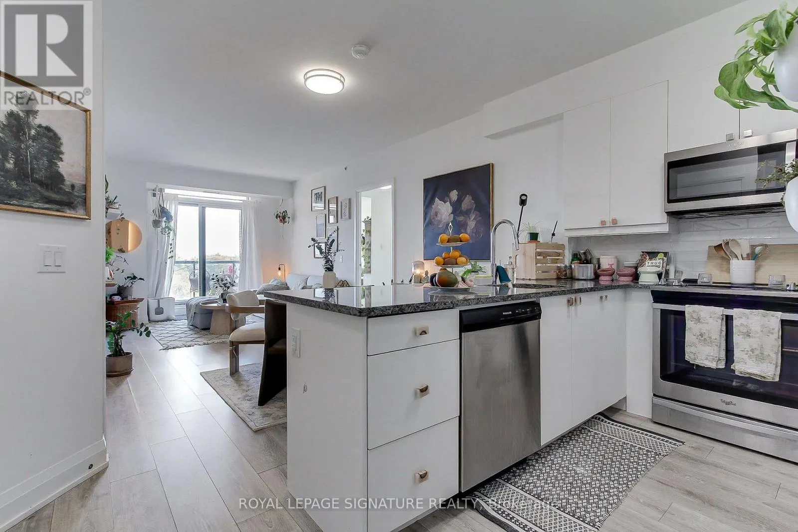 817 - 3655 KINGSTON ROAD