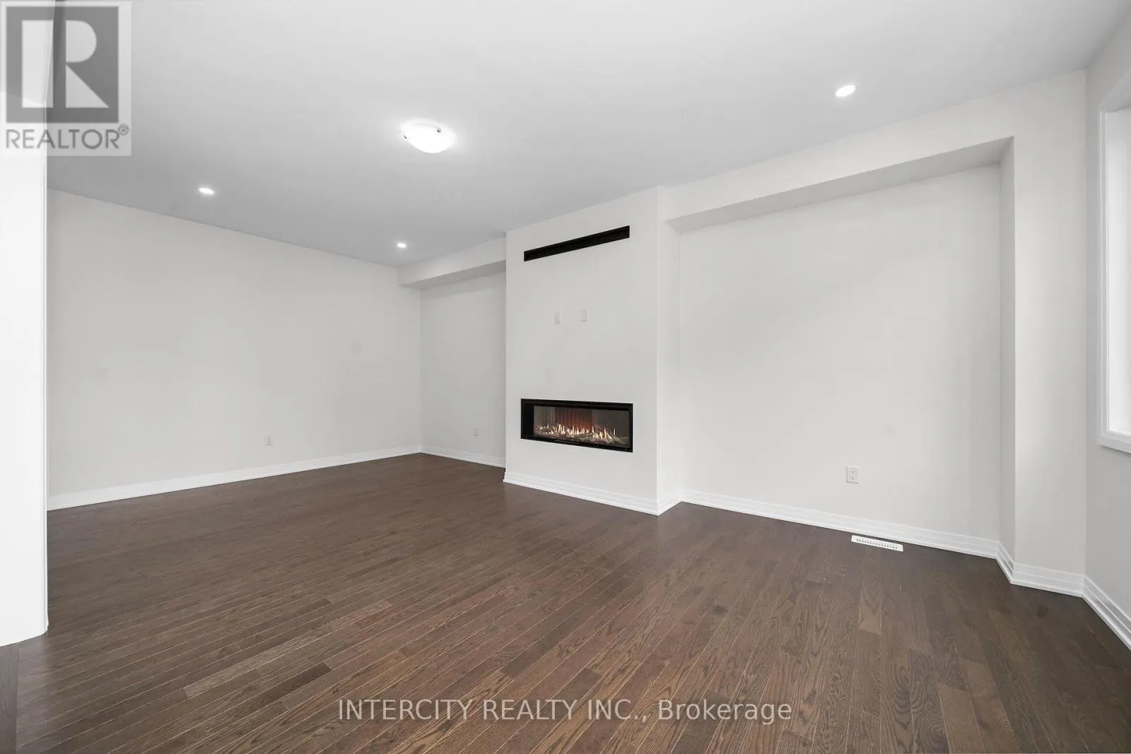 63 BERGAMOT ROAD