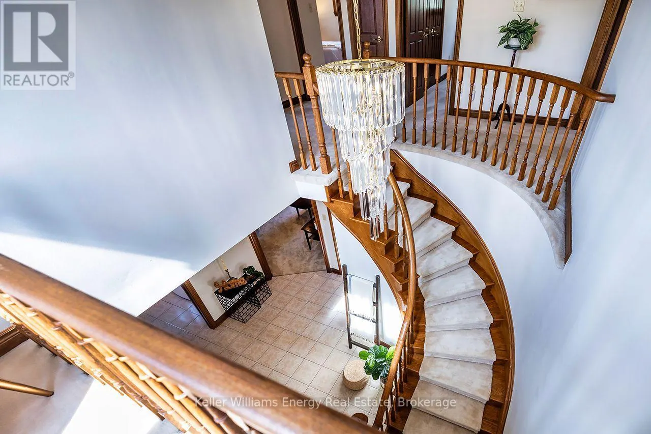 75 WAVERLY STREET N
