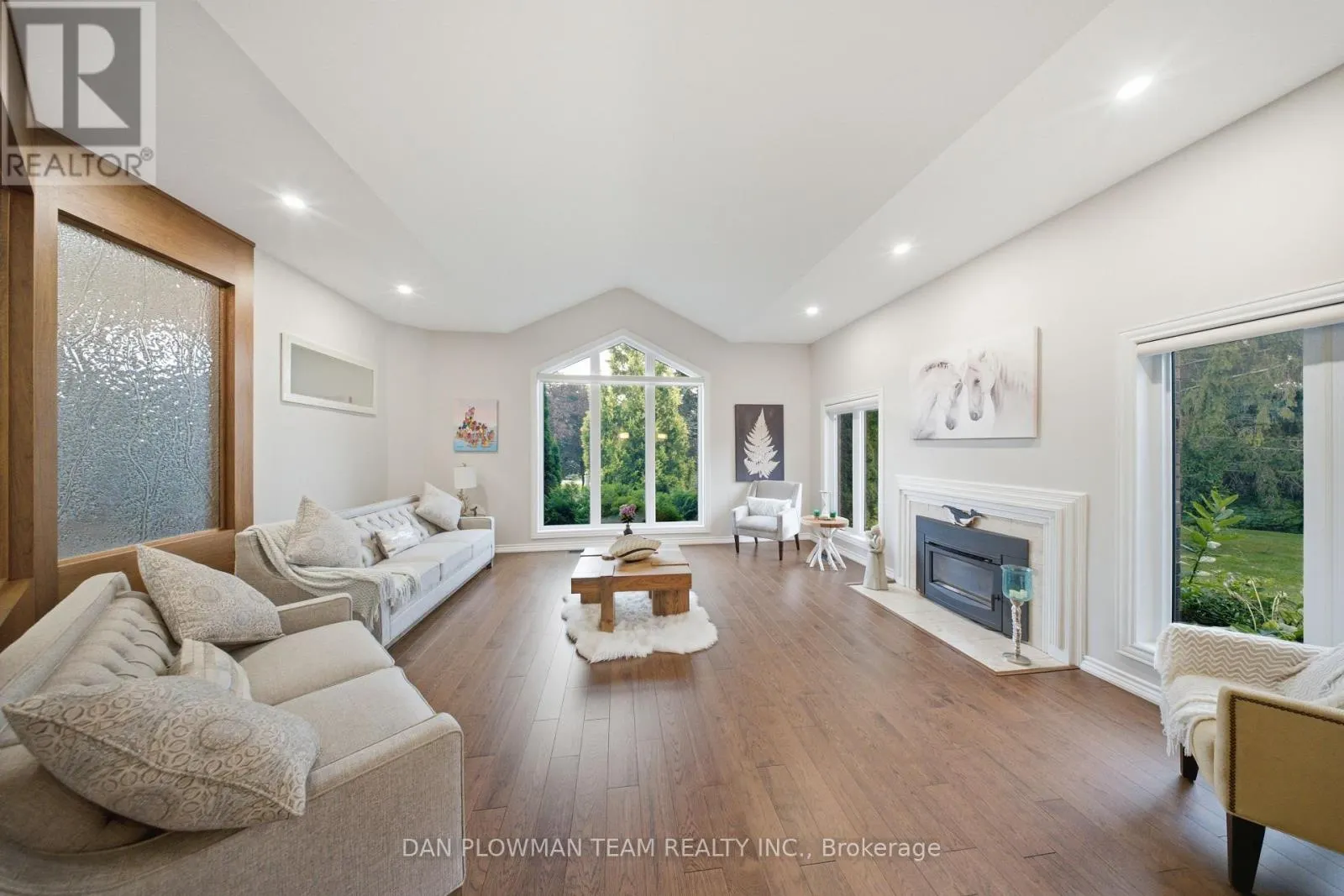 64 WOODBRIDGE CIRCLE