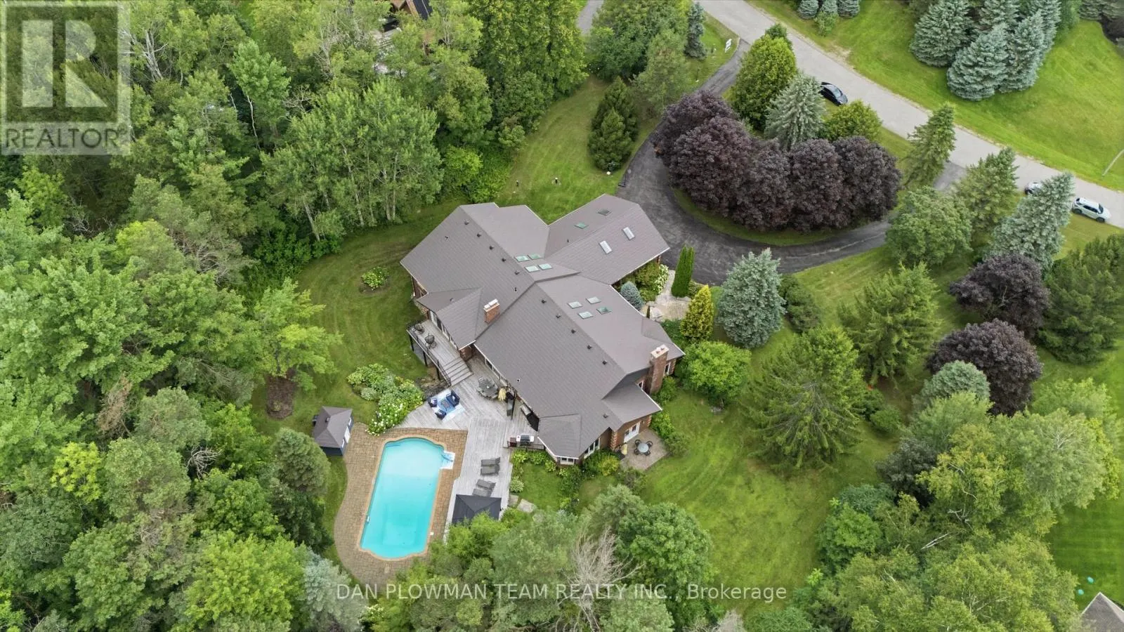 64 WOODBRIDGE CIRCLE