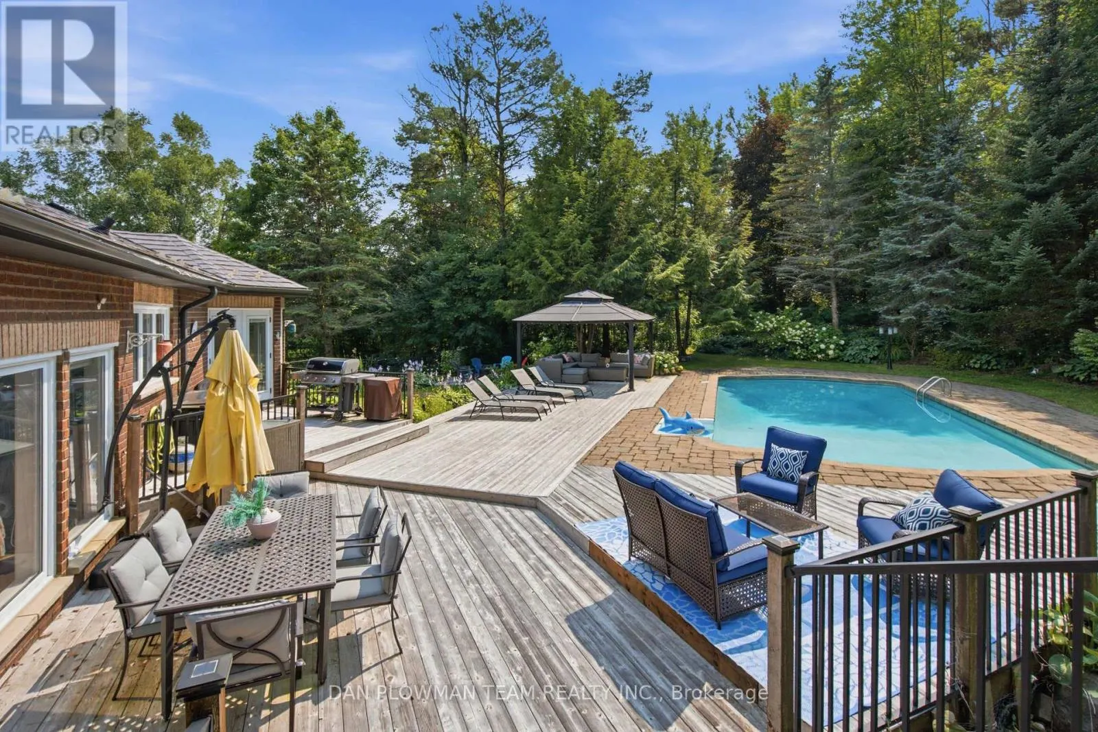 64 WOODBRIDGE CIRCLE
