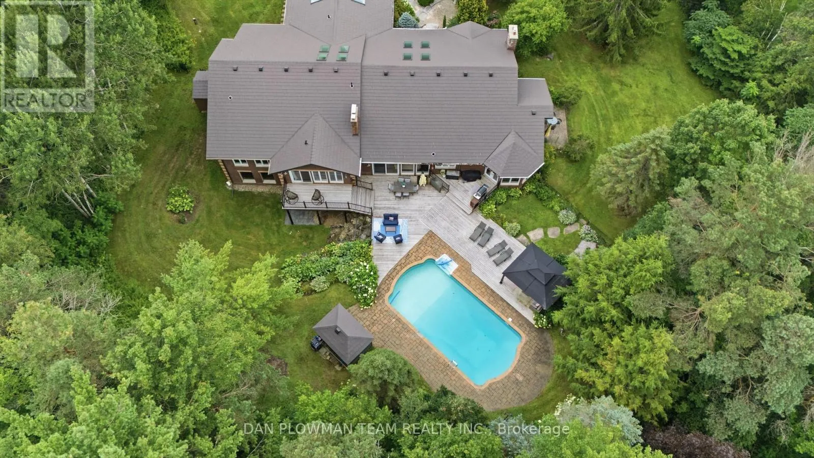64 WOODBRIDGE CIRCLE