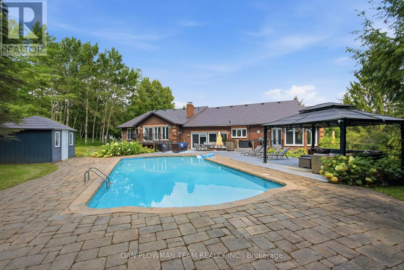 64 WOODBRIDGE CIRCLE