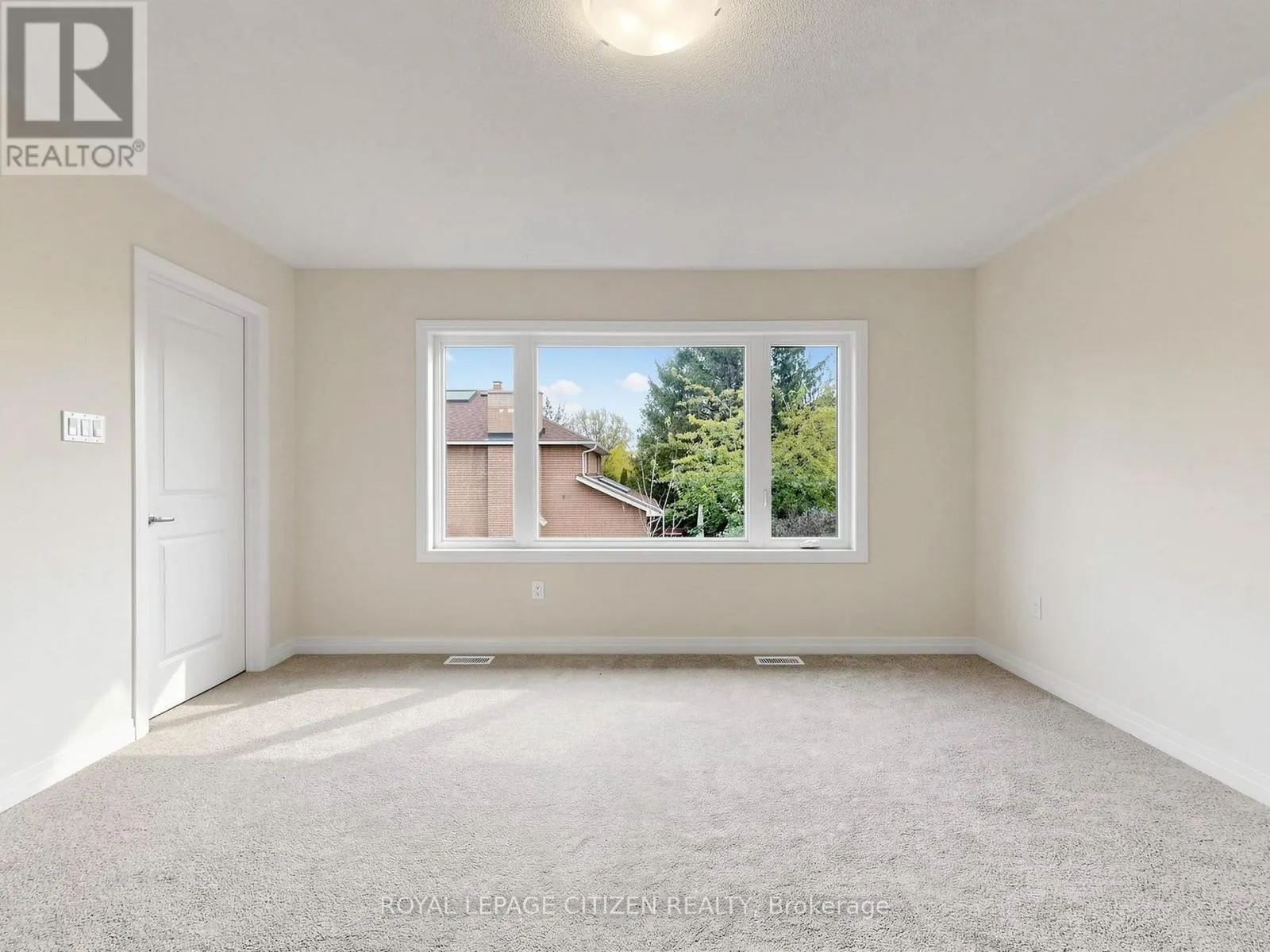 66 WAKELY CRESCENT