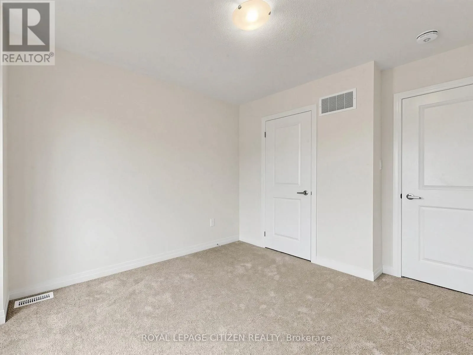 66 WAKELY CRESCENT