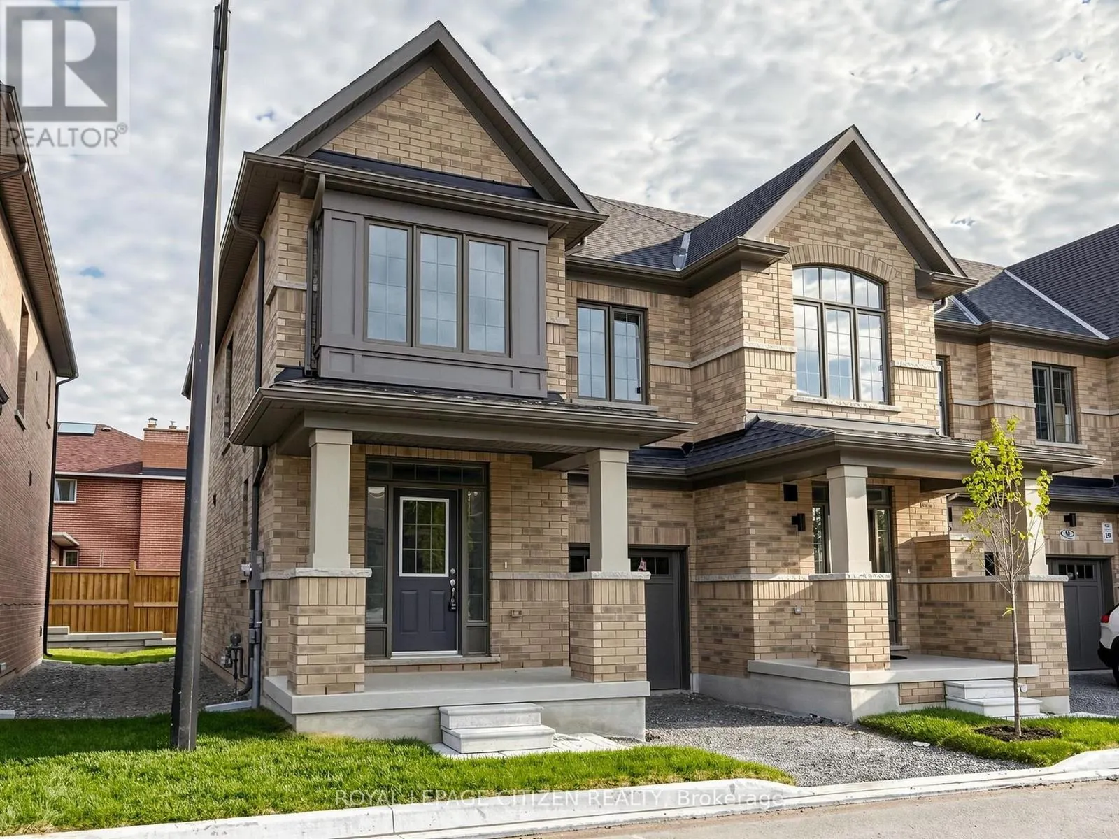 66 WAKELY CRESCENT