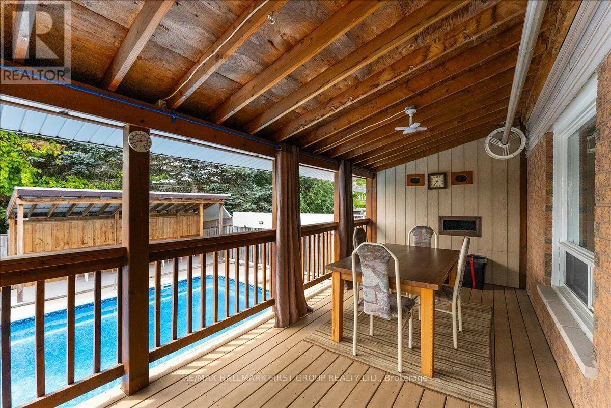 989 DEER VALLEY DRIVE