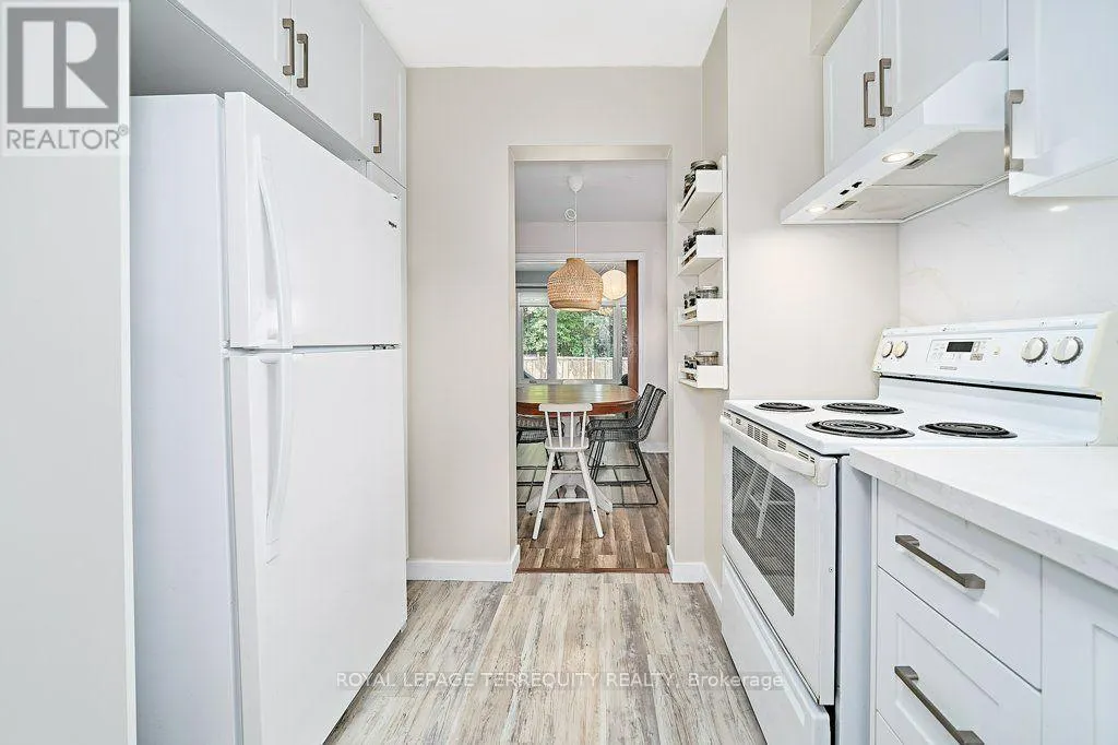 872 FINLEY AVENUE
