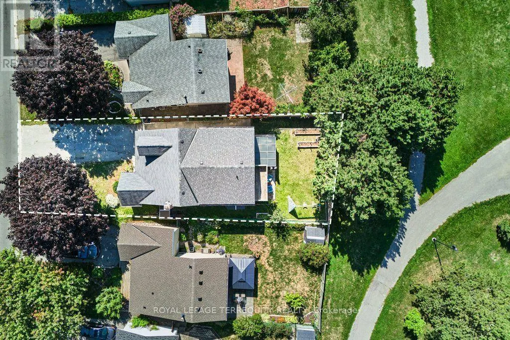 872 FINLEY AVENUE