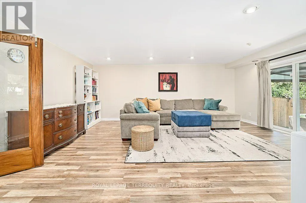 872 FINLEY AVENUE