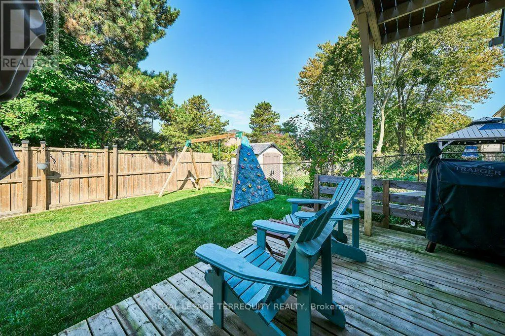 872 FINLEY AVENUE