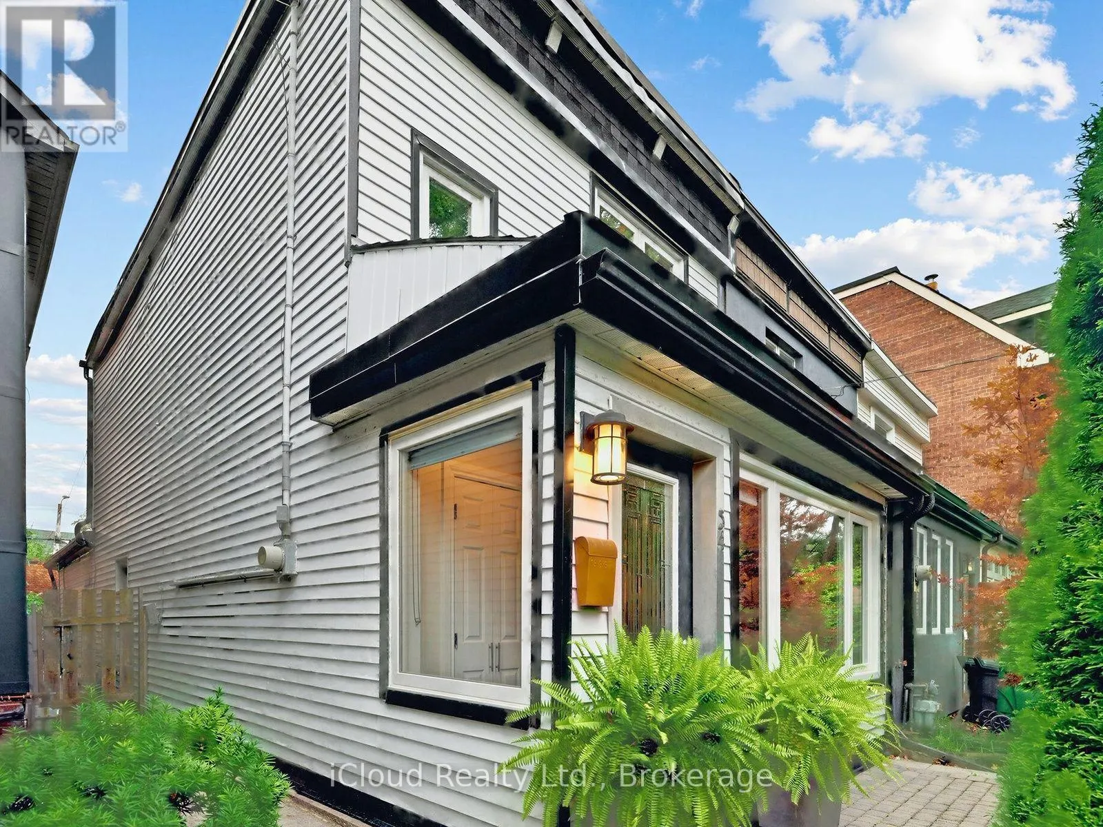 54 ARUNDEL AVENUE