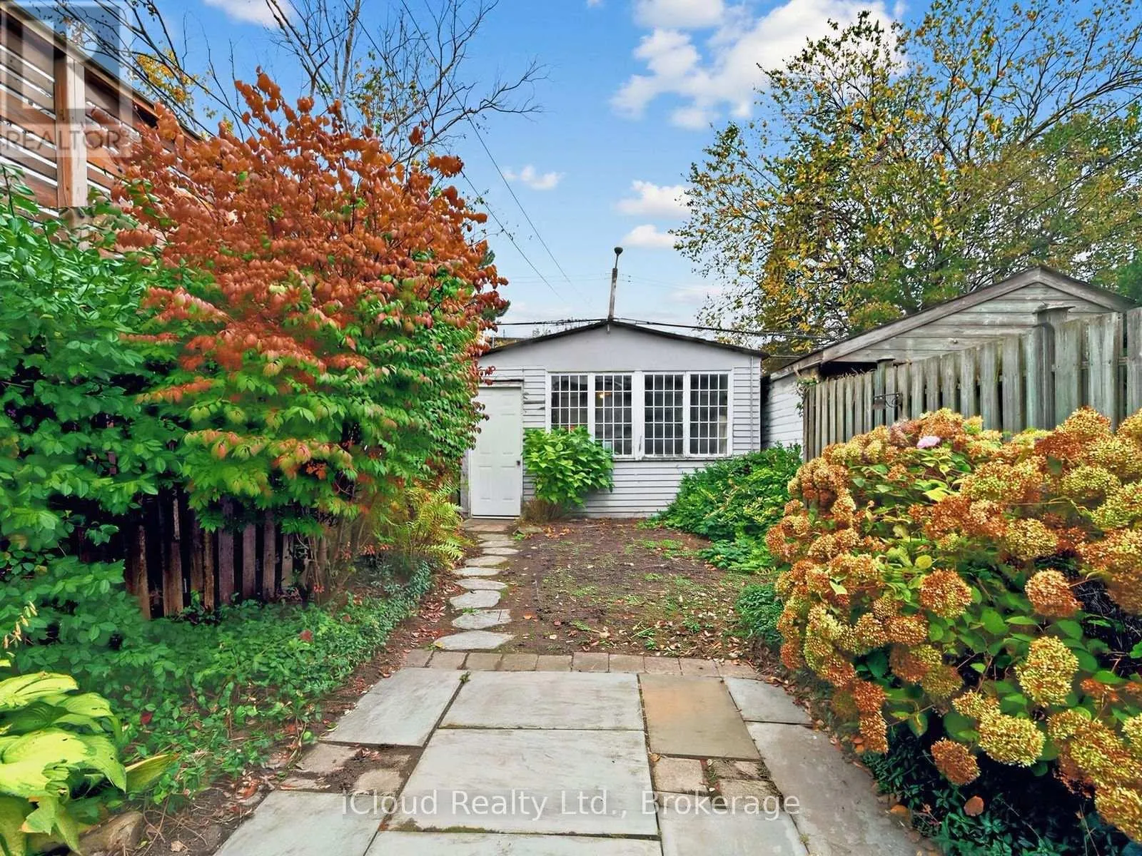 54 ARUNDEL AVENUE