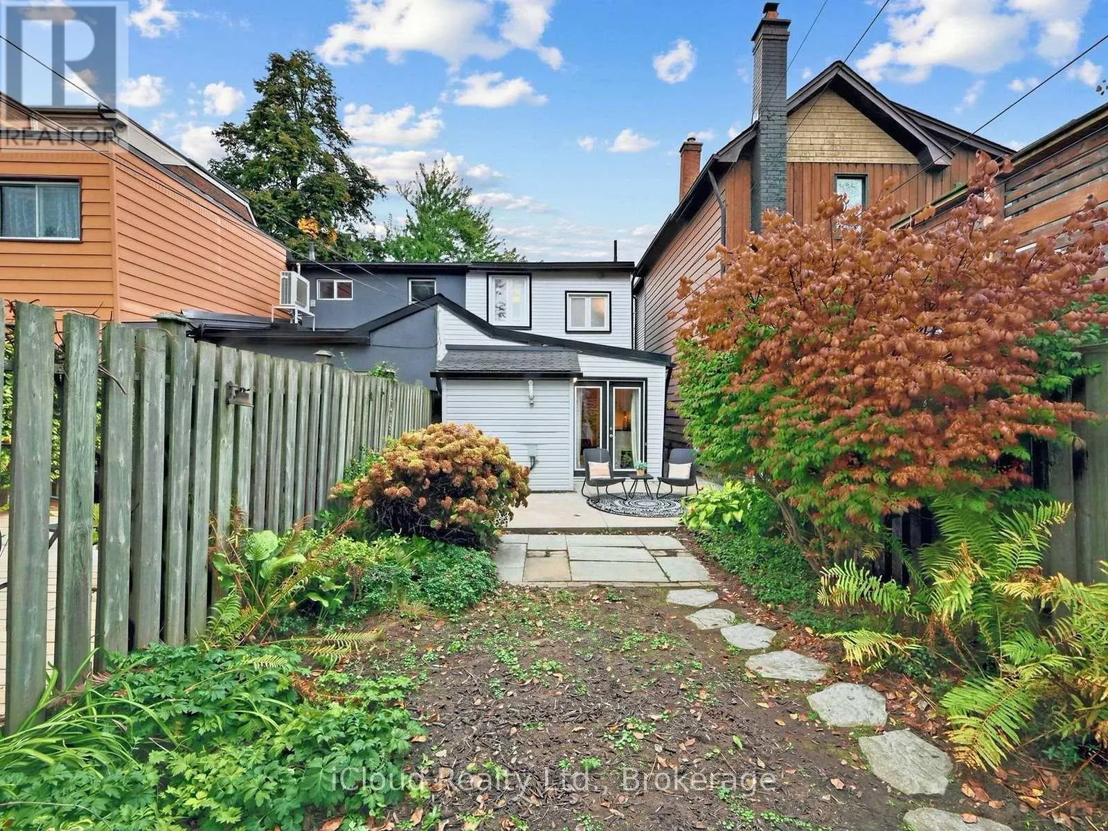 54 ARUNDEL AVENUE