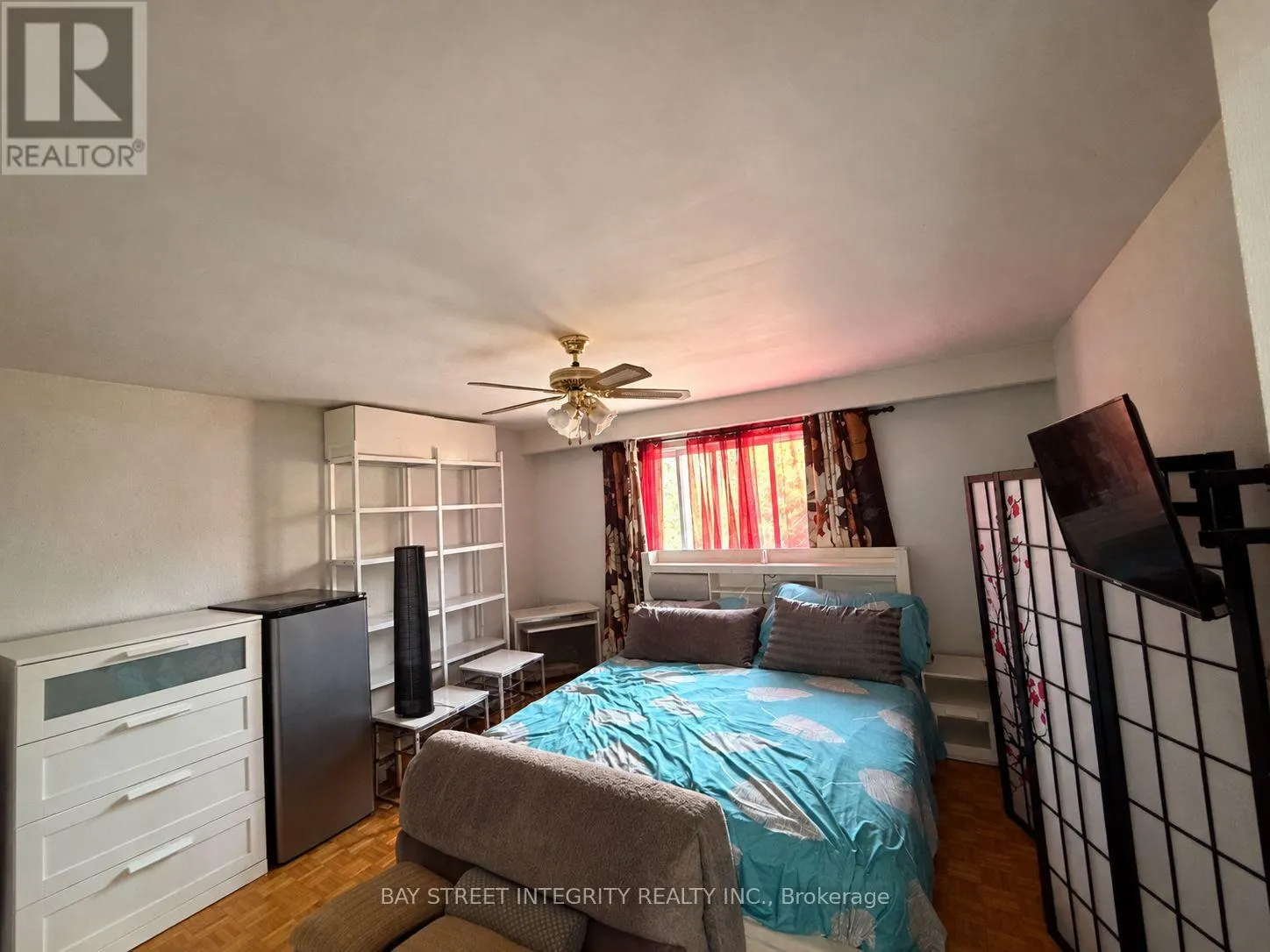 3346 ELLESMERE ROAD