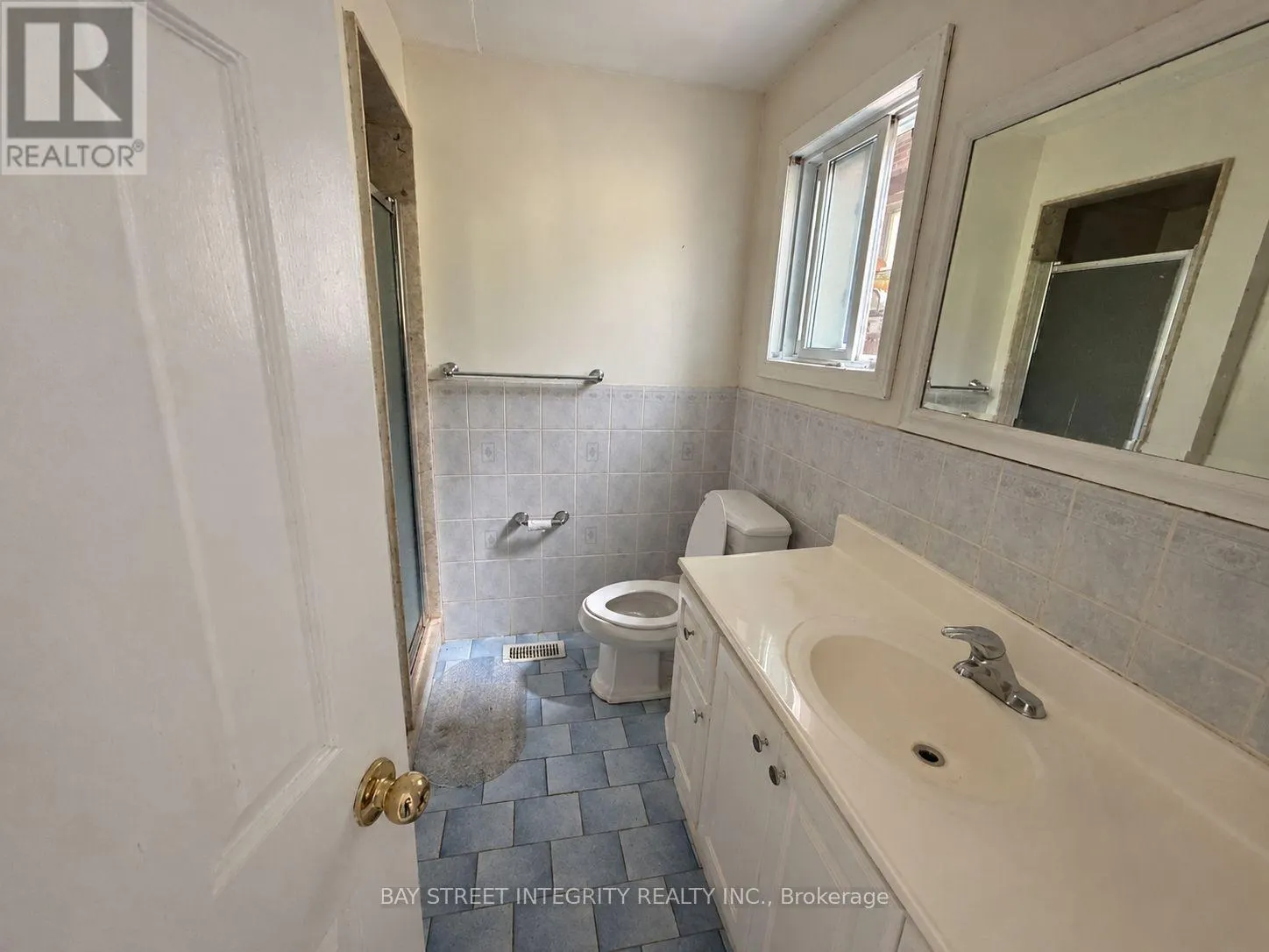 3346 ELLESMERE ROAD