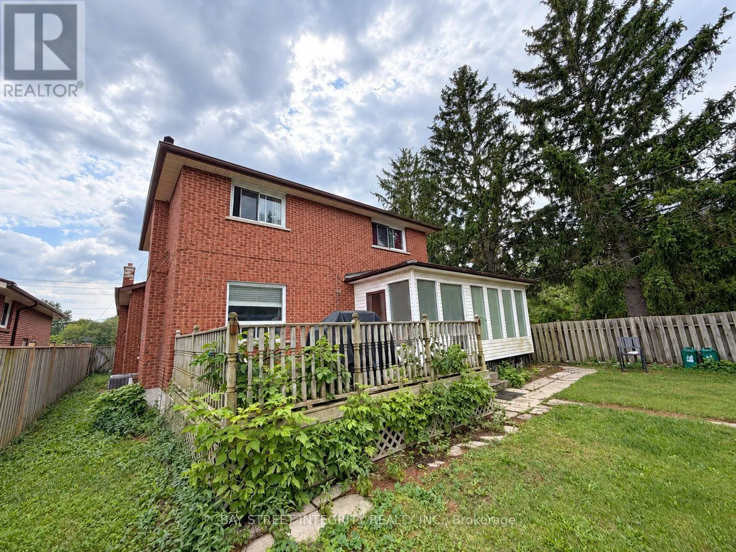 3346 ELLESMERE ROAD