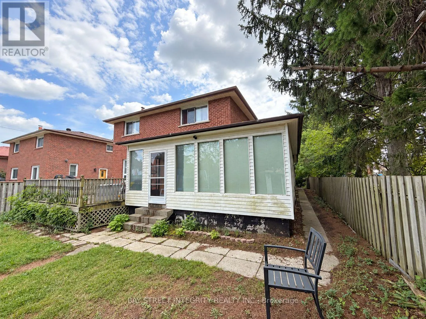 3346 ELLESMERE ROAD