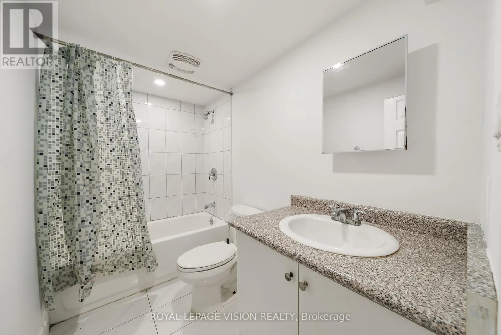 73 MCCOWAN ROAD