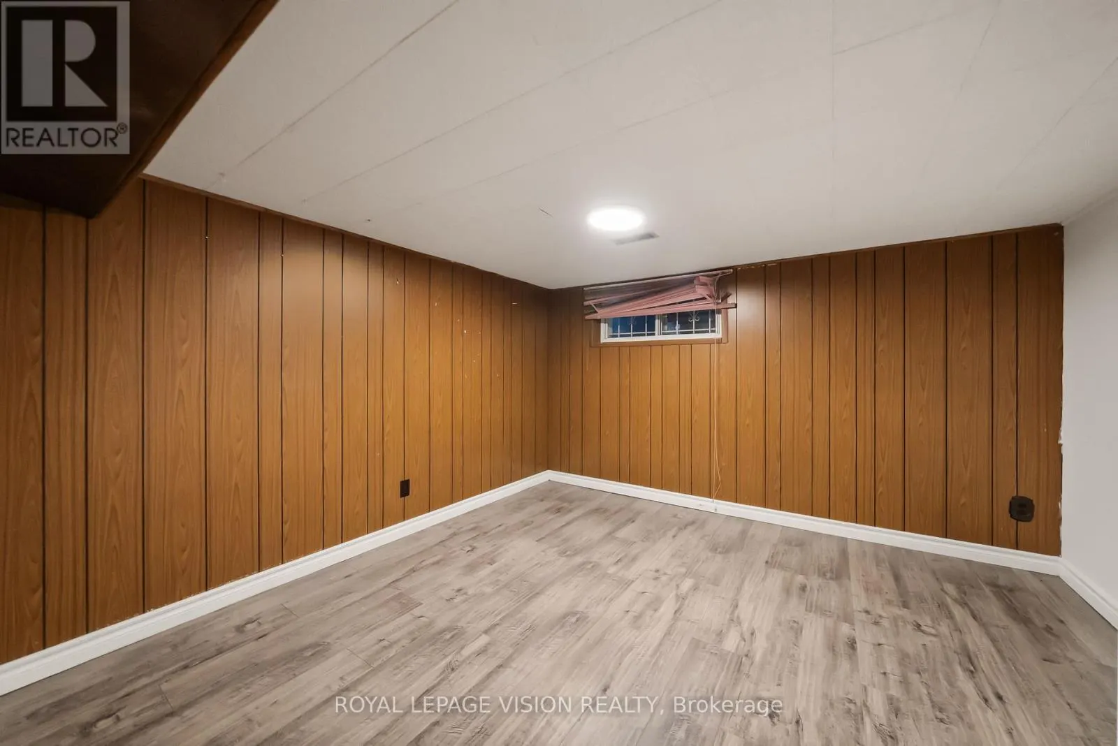 73 MCCOWAN ROAD