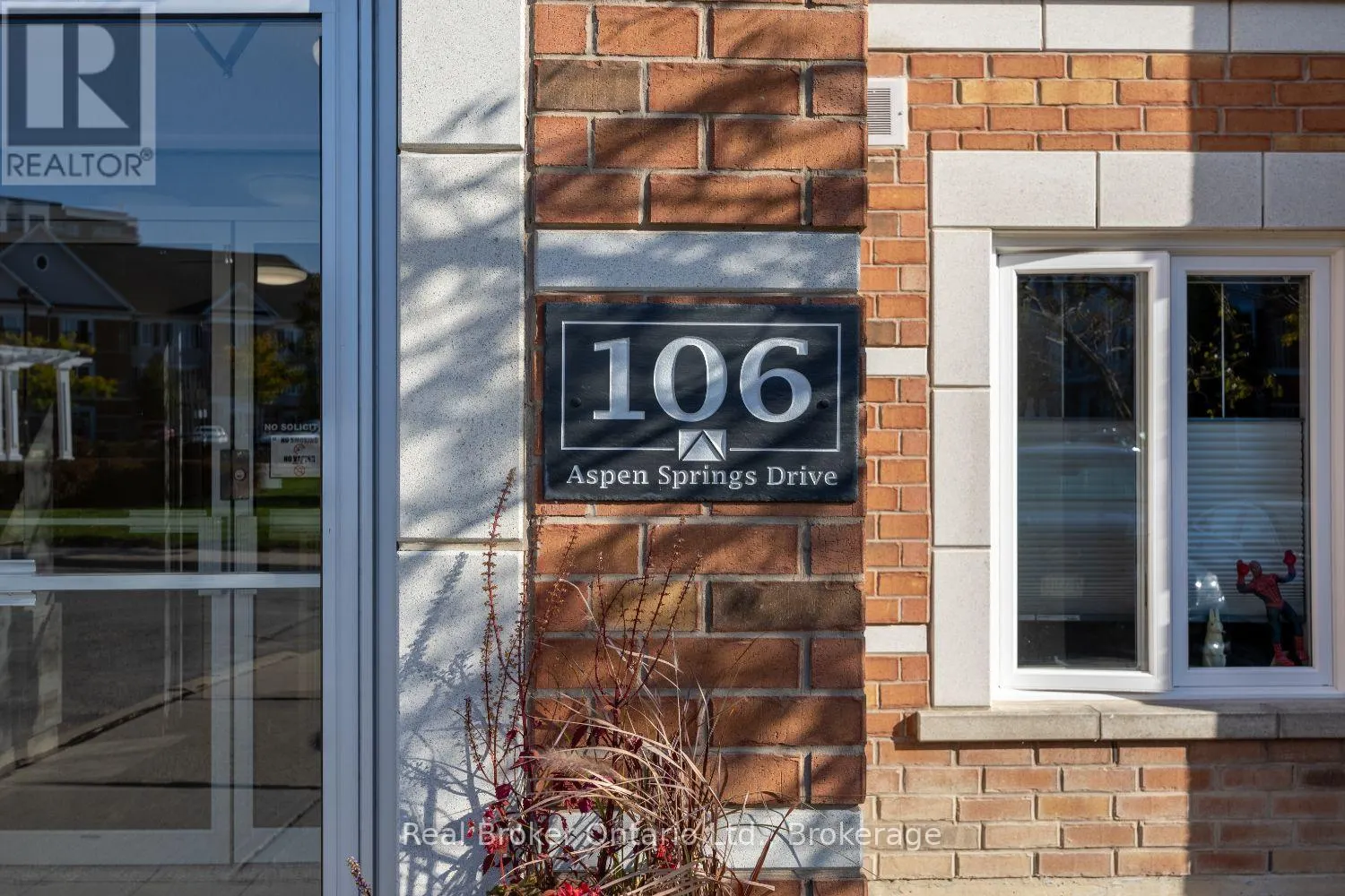 108 - 106 ASPEN SPRINGS DRIVE #108