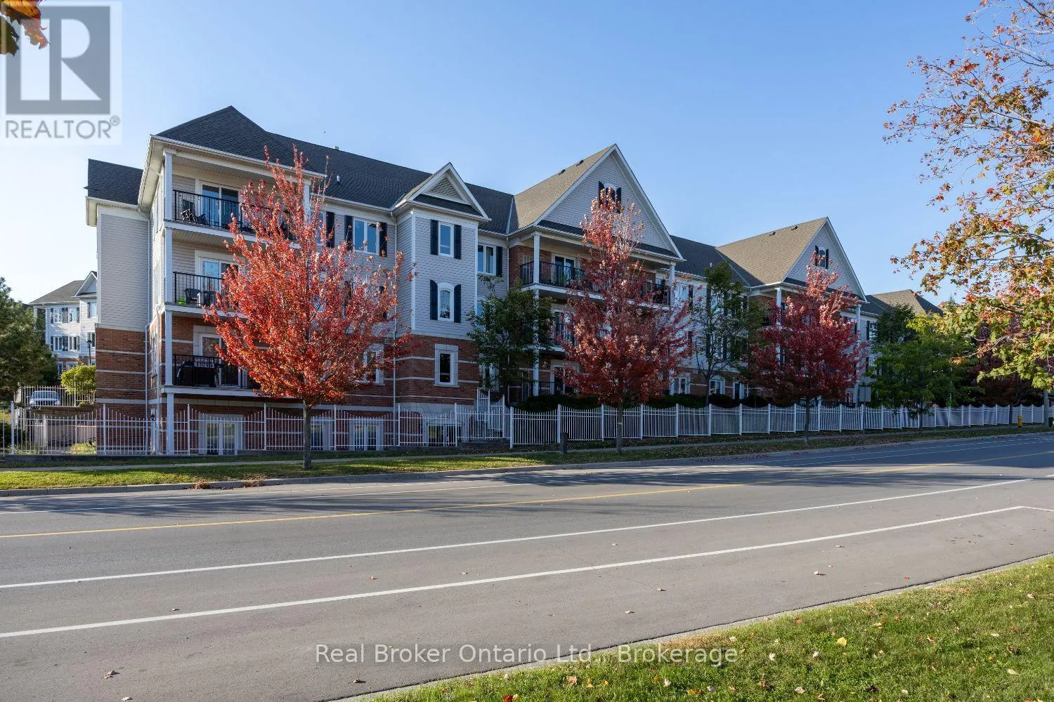 108 - 106 ASPEN SPRINGS DRIVE #108