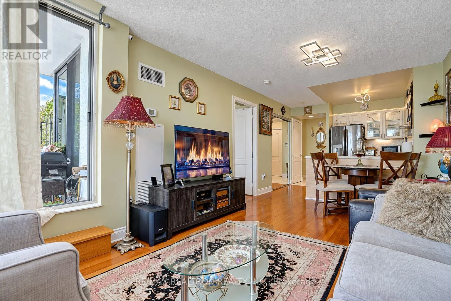 301 - 50 BRIAN HARRISON WAY