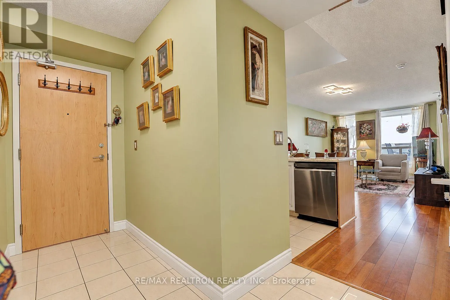 301 - 50 BRIAN HARRISON WAY