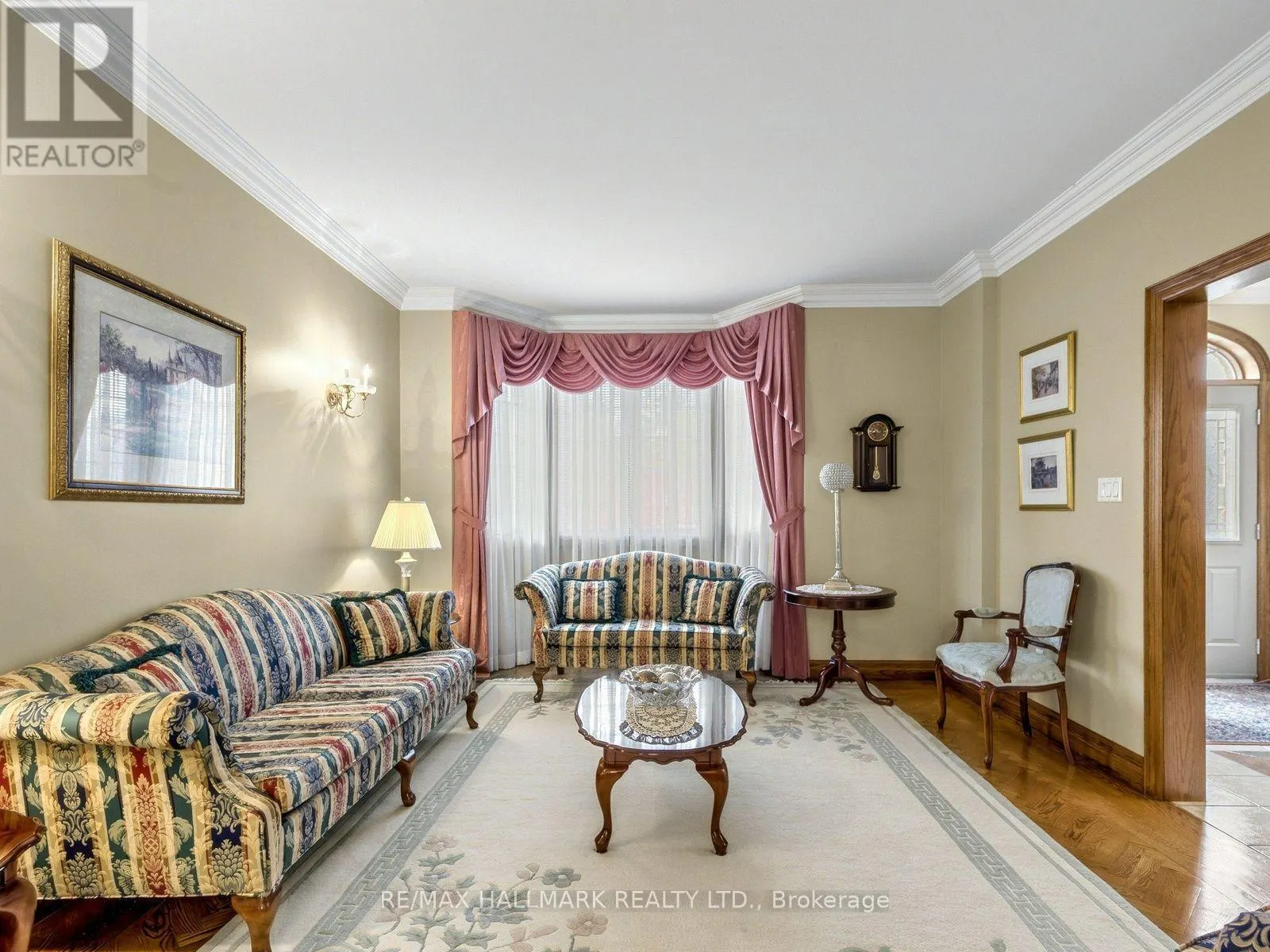 21 DONMORE AVENUE