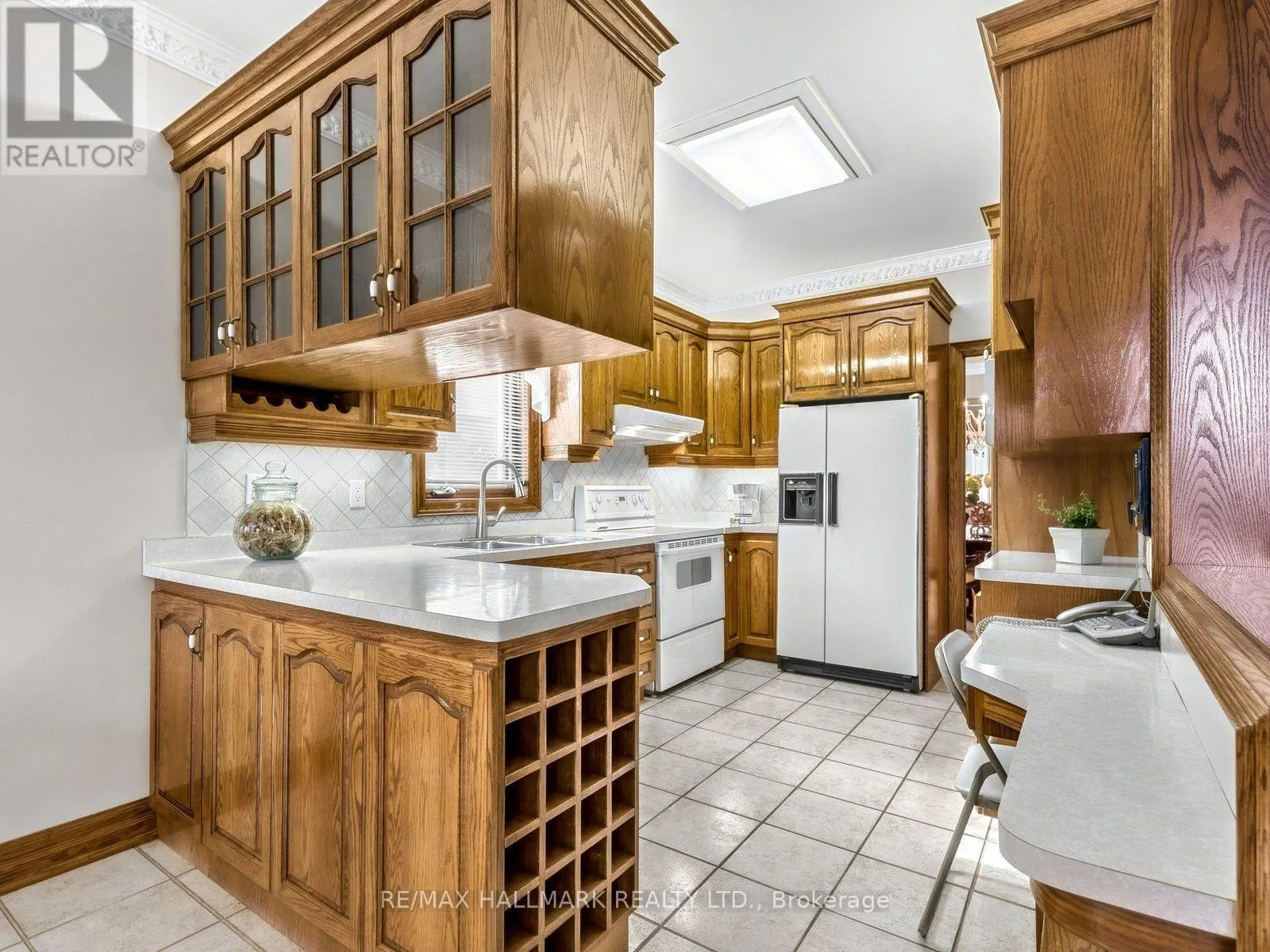 21 DONMORE AVENUE