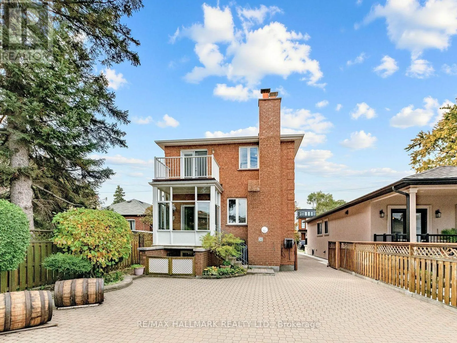 21 DONMORE AVENUE