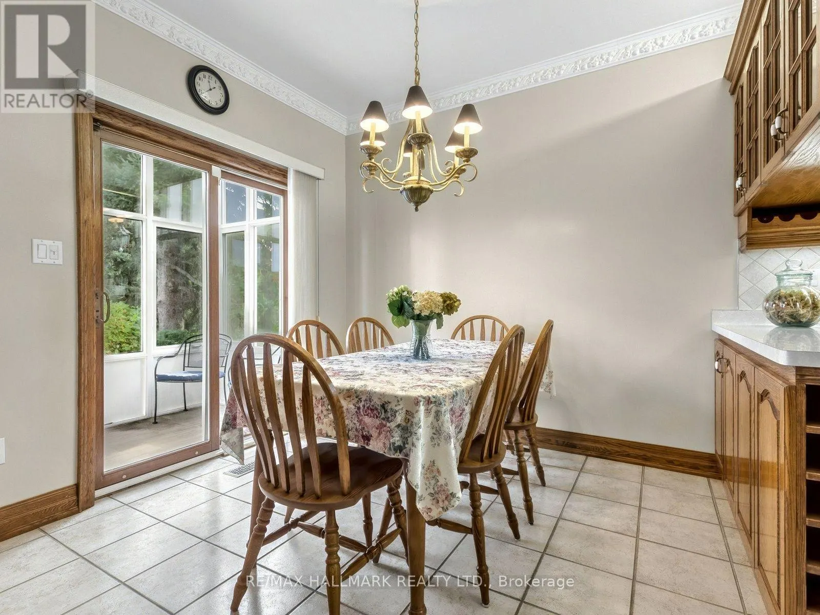 21 DONMORE AVENUE
