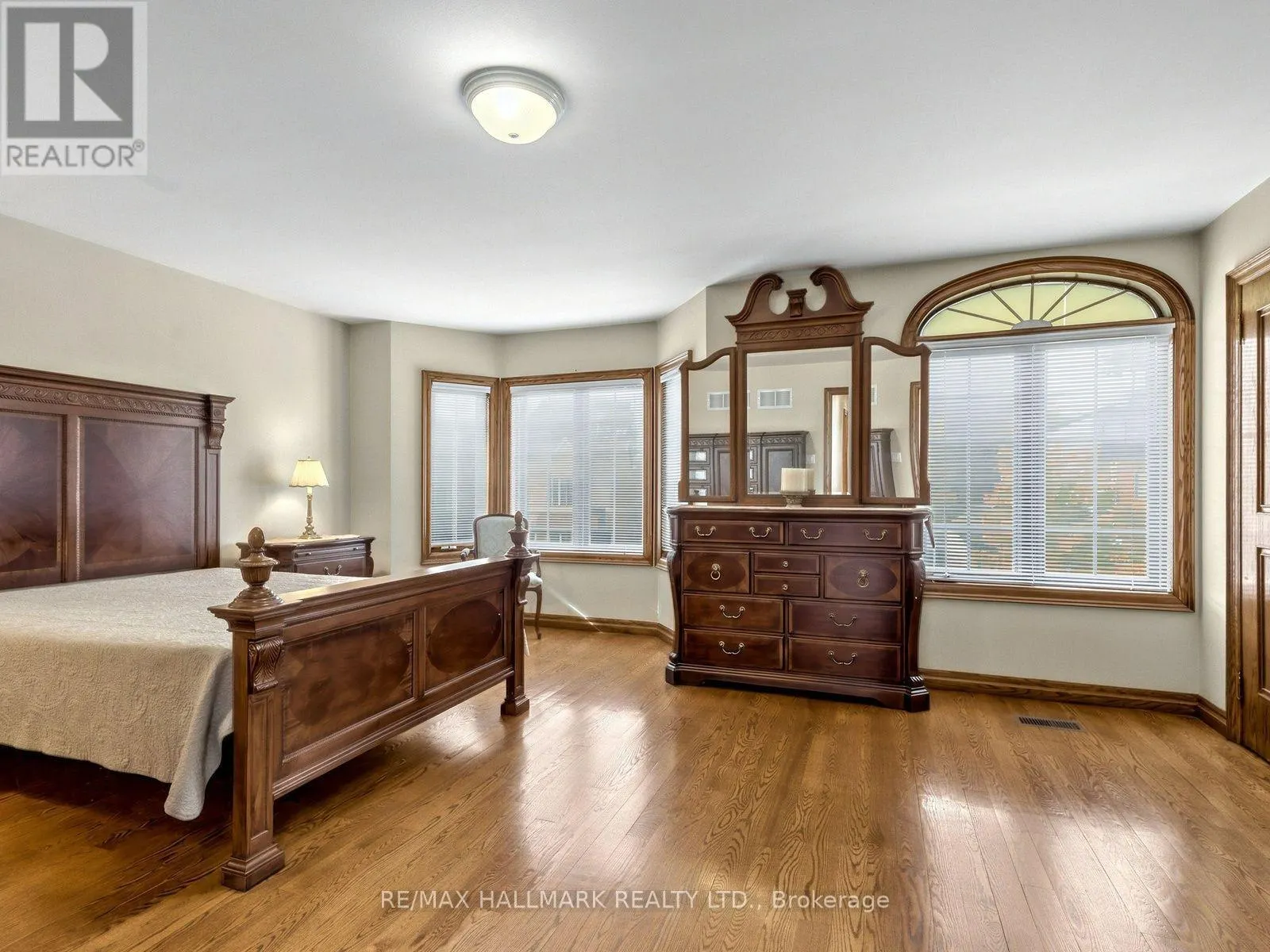 21 DONMORE AVENUE