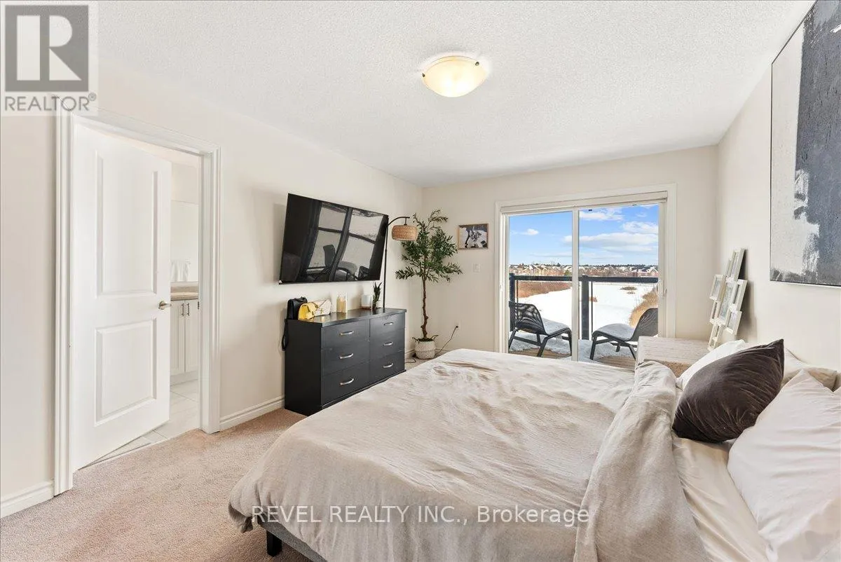 25 LAKE TRAIL WAY