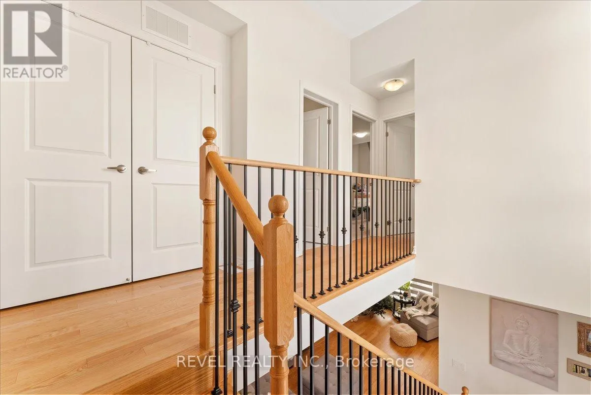 25 LAKE TRAIL WAY