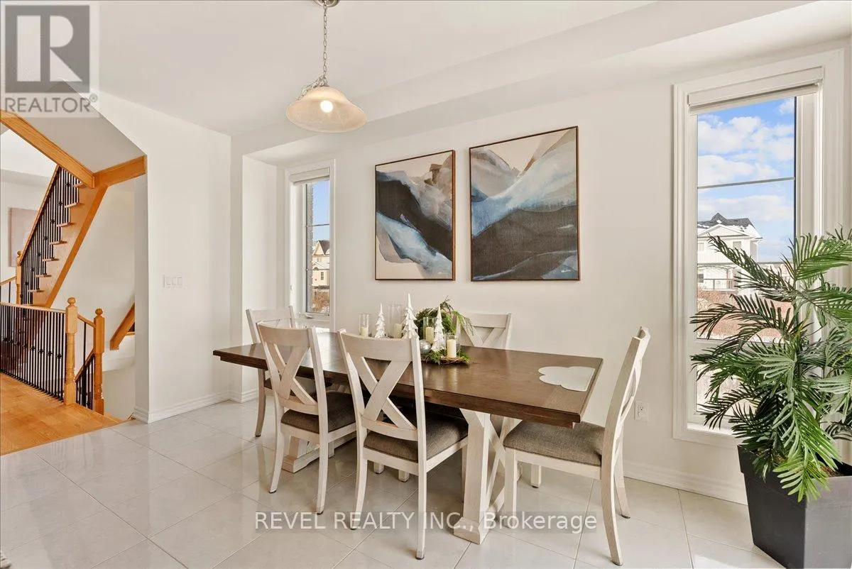25 LAKE TRAIL WAY
