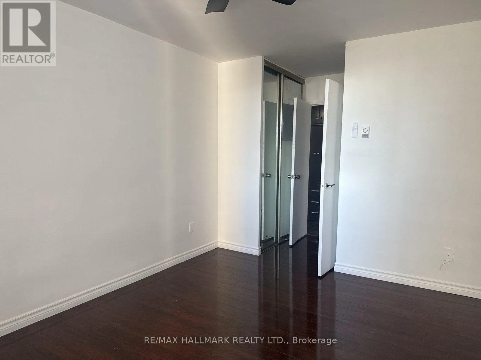 1202 - 1 MASSEY SQUARE