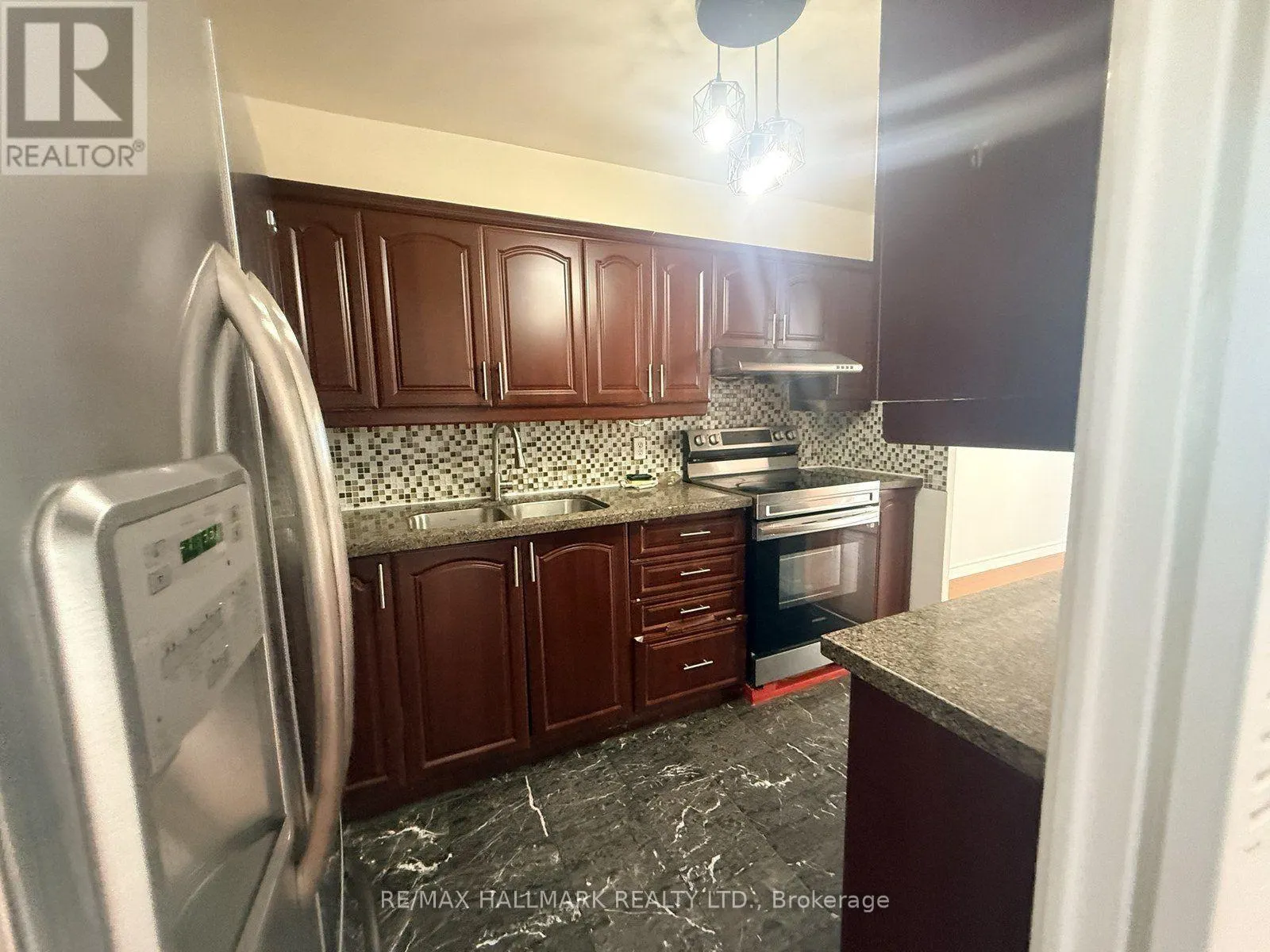 1202 - 1 MASSEY SQUARE