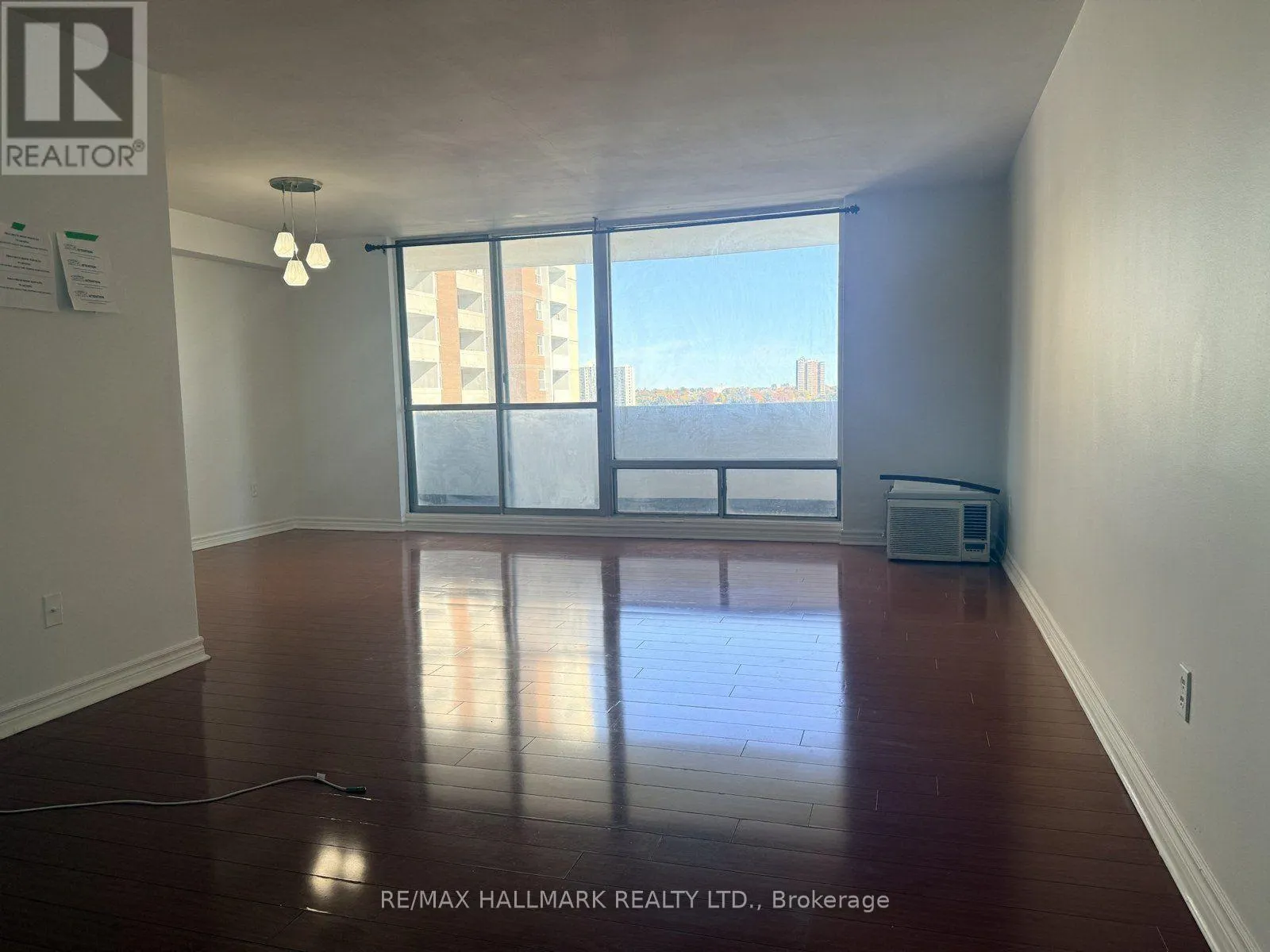1202 - 1 MASSEY SQUARE