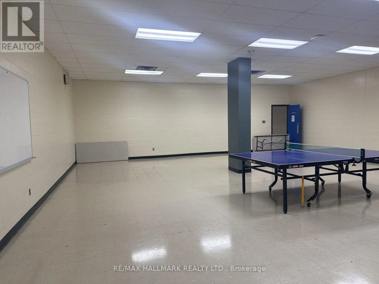 1202 - 1 MASSEY SQUARE