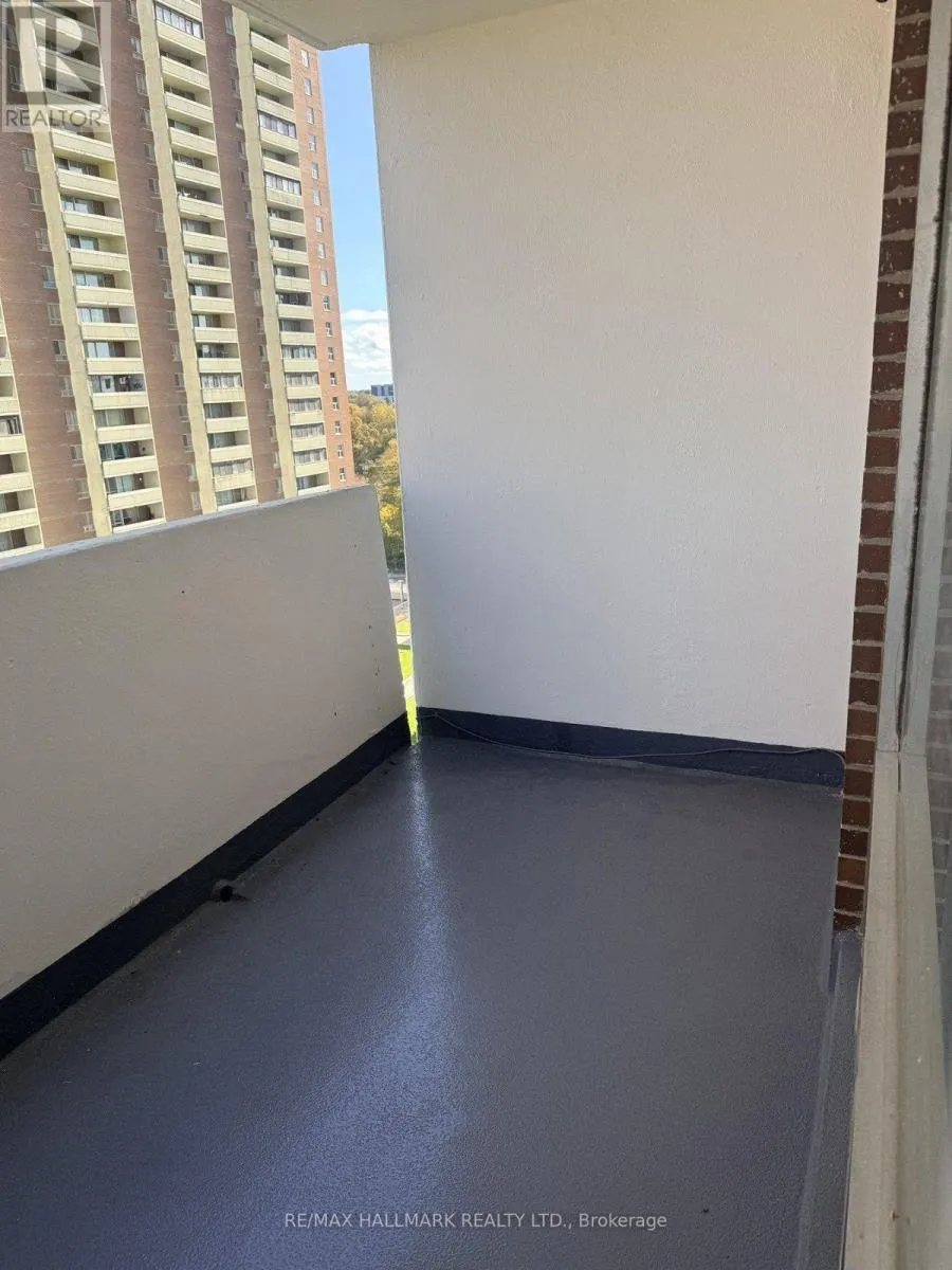 1202 - 1 MASSEY SQUARE