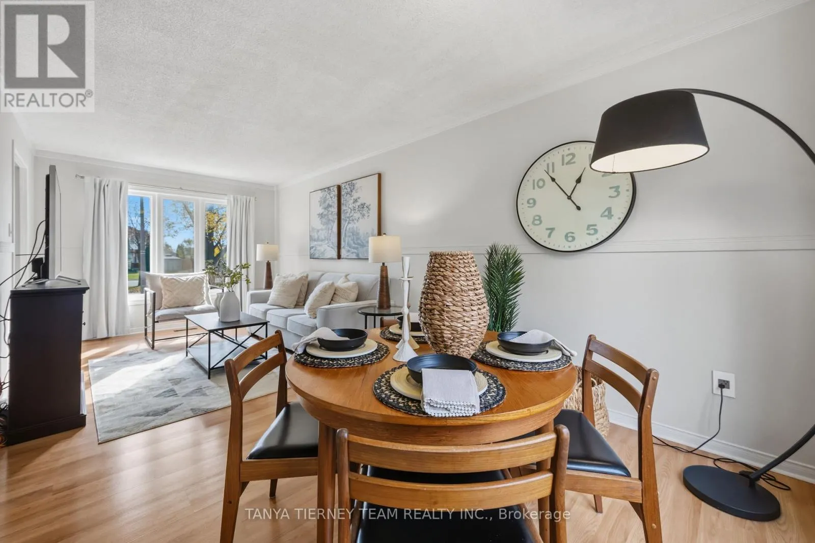 42 OLD COLONY DRIVE