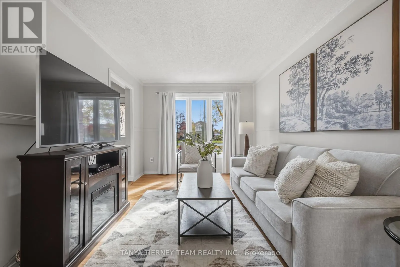 42 OLD COLONY DRIVE
