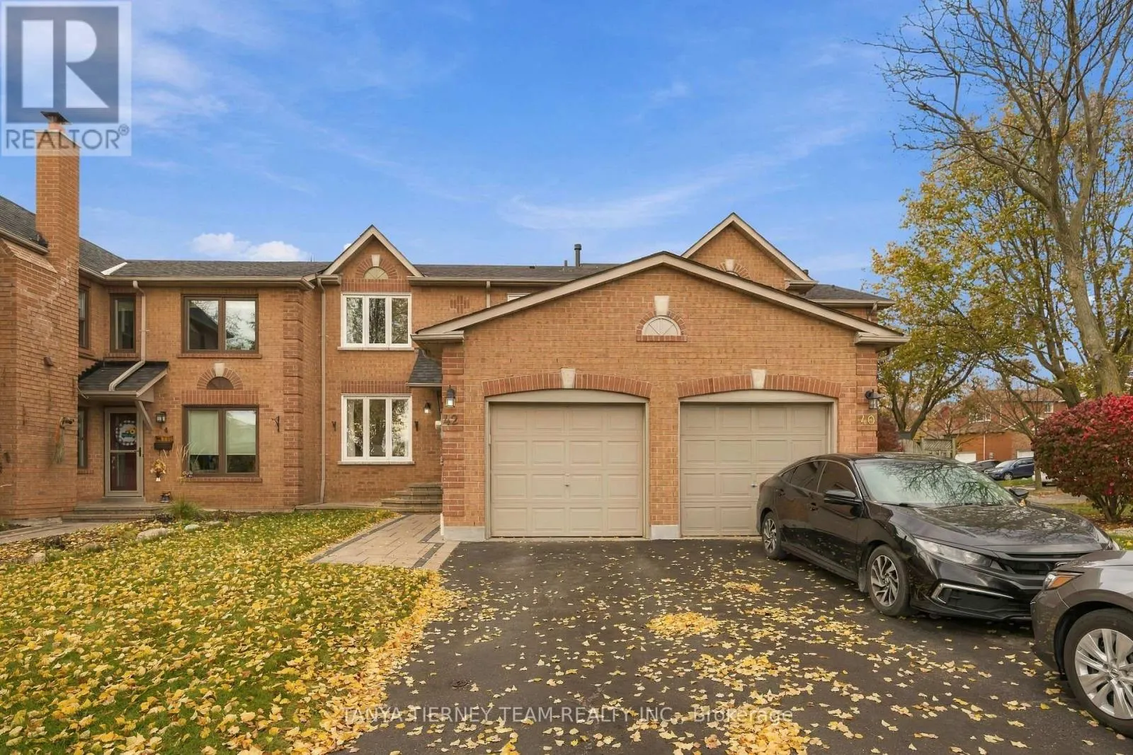 42 OLD COLONY DRIVE
