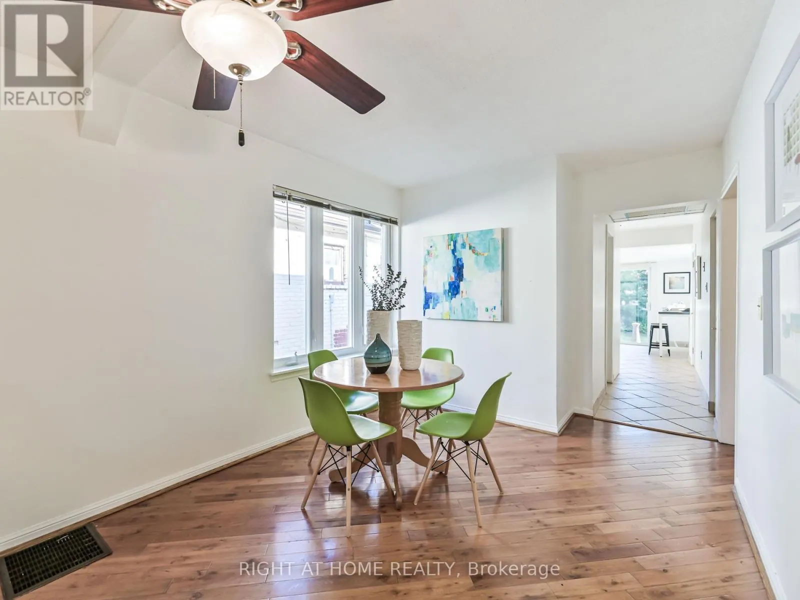 UPPER - 677 MORTIMER AVENUE